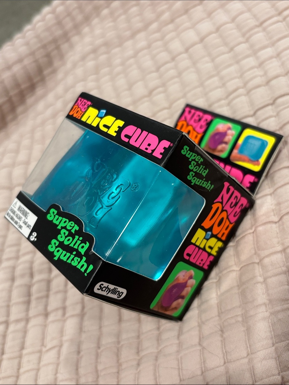 NEW NeeDoh Nice Cube - Blue Super Solid Squish - Picture 2 of 6